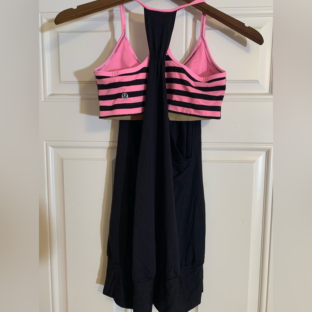 Athletic top lululemon